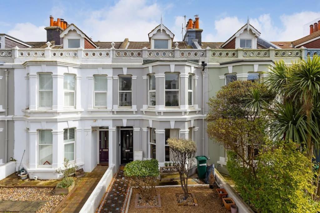 Charming 2 Bedroom Flat In Central Hove With Free Parking ภายนอก รูปภาพ